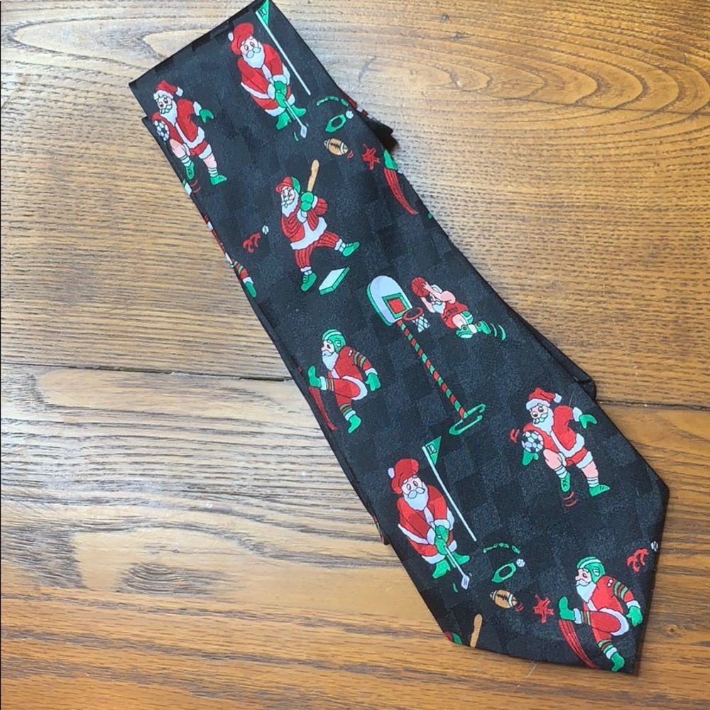 3/$20  Santa Sports Neck tie. Christmas 🎅